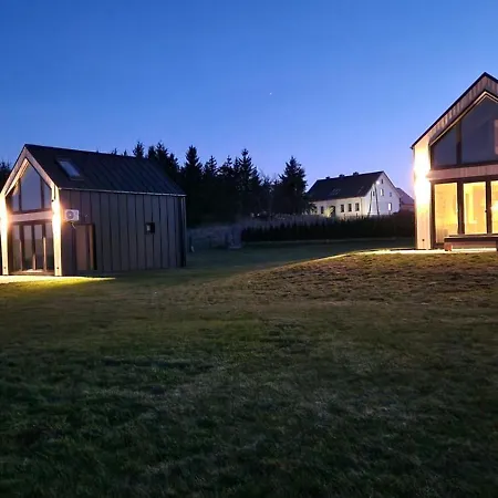 Maxim Nad Jeziorem Domek letniskowy *