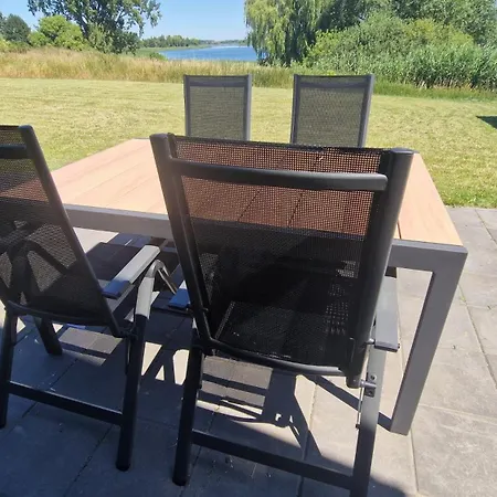 Деревянный коттедж Maxim Nad Jeziorem Zaleze (Pyrzyce)