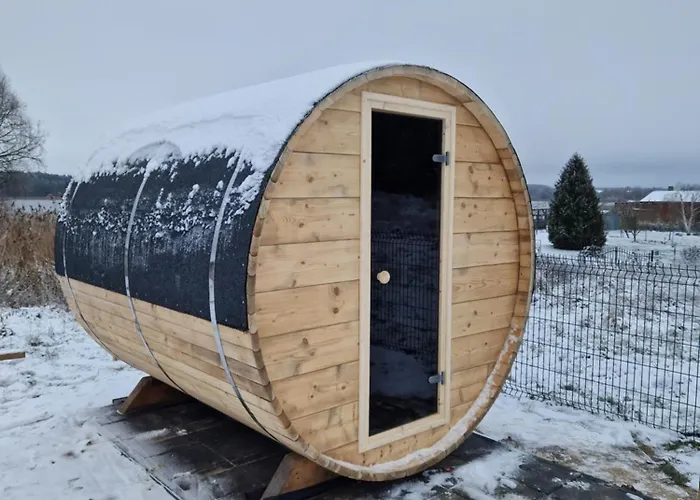 Maxim Nad Jeziorem Деревянный коттедж