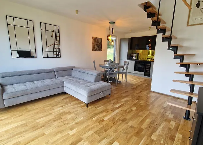 Maxim Nad Jeziorem * Zaleze (Pyrzyce)