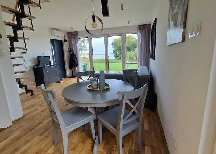 Maxim Nad Jeziorem Zaleze (Pyrzyce)