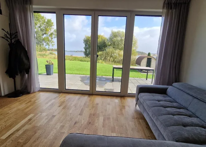 Деревянный коттедж Maxim Nad Jeziorem Zaleze (Pyrzyce)